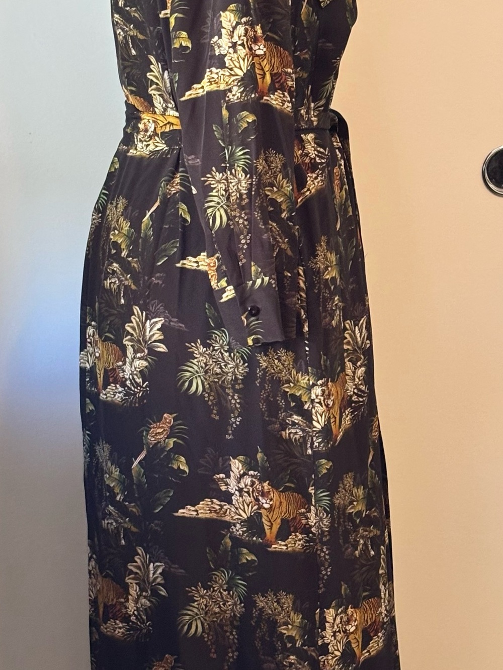 L’Agence black Safari Print Tie-Waist Women's Maxi Dress - Picture 13 of 13